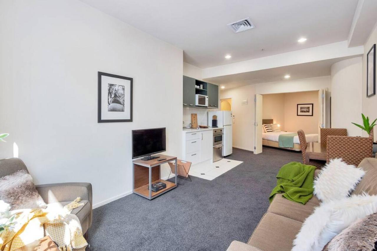 Urban Deco Apartment On Queen Street Auckland Dış mekan fotoğraf