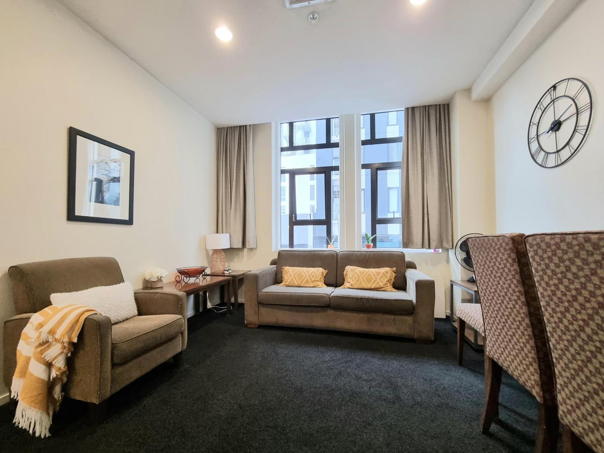 Urban Deco Apartment On Queen Street Auckland Oda fotoğraf
